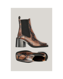 Ganni - SQUARED TOE CHELSEA BOOTS