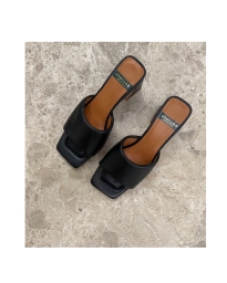 Phenumb - ESSENCE SANDAL