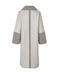 Baum und Pferdgarten - DEA GRÅ FRAKKE