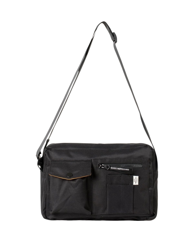 Mads Nørgaard - BEL ONE TASKE 