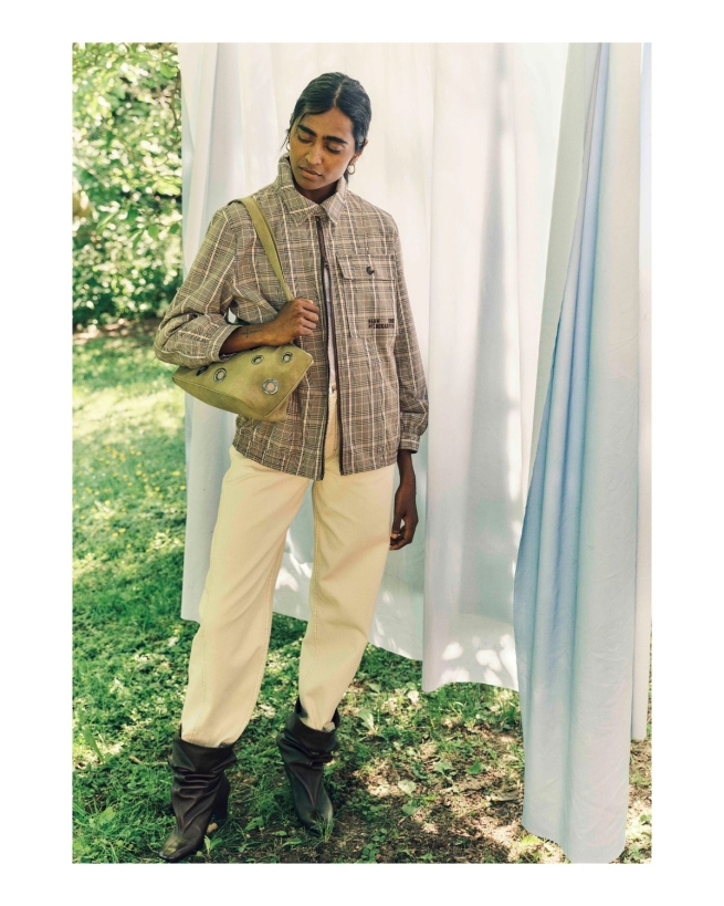 Baum und Pferdgarten - NIAKA JEANS