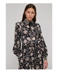 Kudibal - MARGIT SILKEBLUSE MED BLOMSTERPRINT Kudibal - MARGIT SILKEBLUSE MED BLOMSTERPRINT