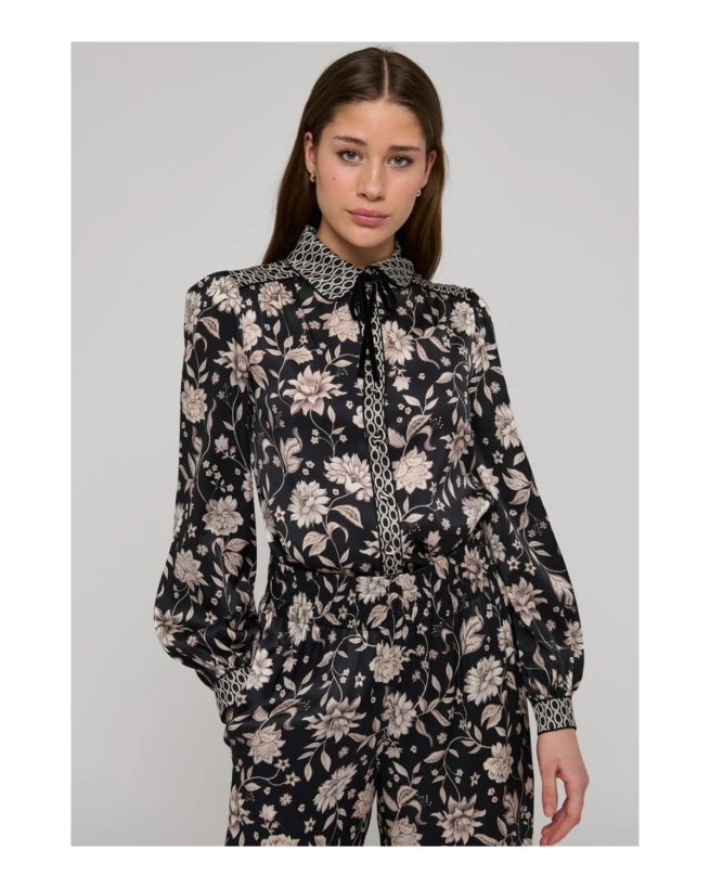 Kudibal - MARGIT SILKEBLUSE MED BLOMSTERPRINT
