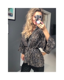 KIMONO